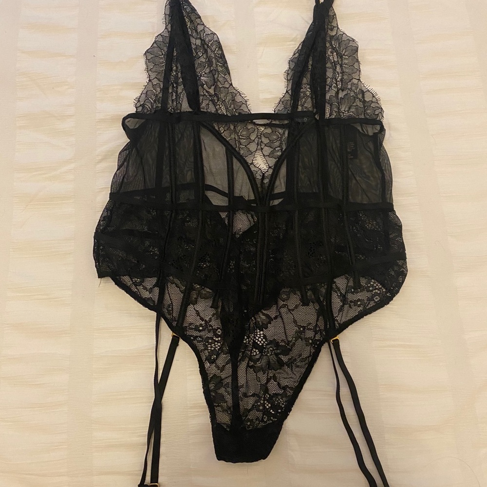 Black VS lingerie